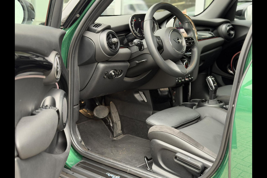MINI Mini 1.5 Cooper Camden Edition |Pano|Leer|British racing green - Black exterior