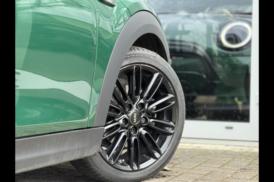 MINI Mini 1.5 Cooper Camden Edition |Pano|Leer|British racing green - Black exterior
