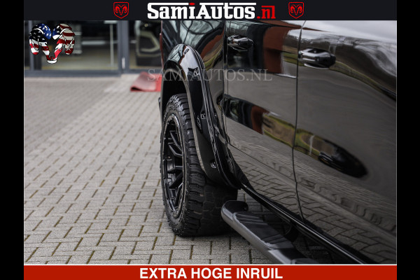 Dodge Ram 1500 HULK | 5.7 V8 | STRIPING | LUCHT VERING | LARAMIE SPORT BLACK ON BLACK | MEGA DIK | CREW CAB DUBBELE CABINE | 5 PERSOONS | DC | DIKKE WILEN | WIDE BODY |