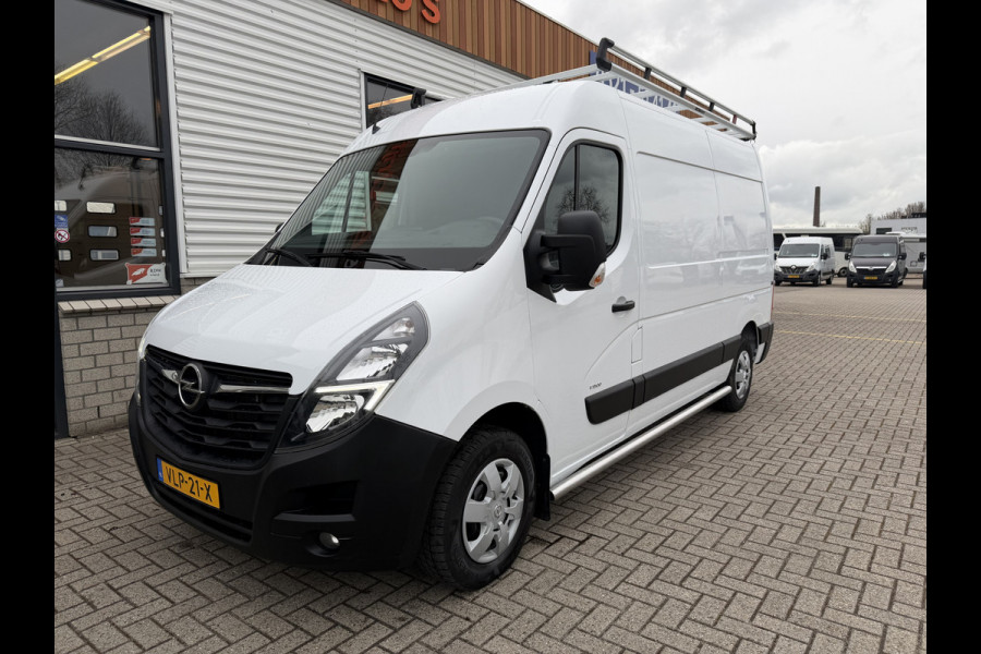 Opel Movano 2.3 Turbo 150pk L2H2 / vaste prijs rijklaar € 17.950 ex btw / lease vanaf € 302 / euro 6 / bpm vrij / airco / cruise / camera / imperial + trap / trekhaak 2500 kg !
