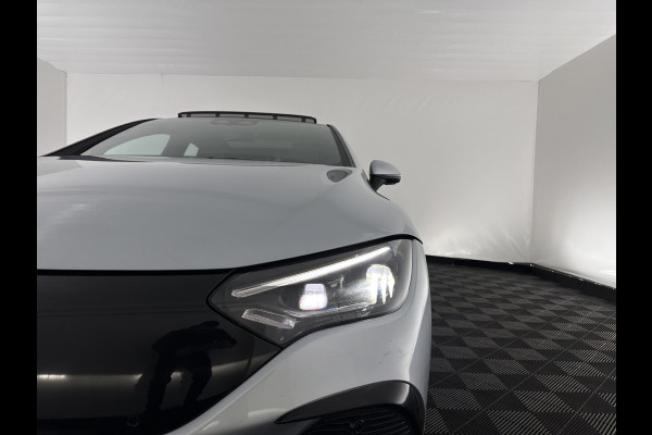 Mercedes-Benz EQE 300 Luxury Line 89 kWh [ 3-Fase ] (INCL.BTW) Aut. *PANO | FULL-LED | ADAPTIVE-CRUISE | MEMORY-PACK | TOP-VIEW | WIDE-SCREEN-DIGI-COCKPIT | NAVI-FULLMAP | DAB | COMFORT-SEATS | ECC | SHIFT-PADDLES | CAMERA | PDC | PRIVACY-GLAS