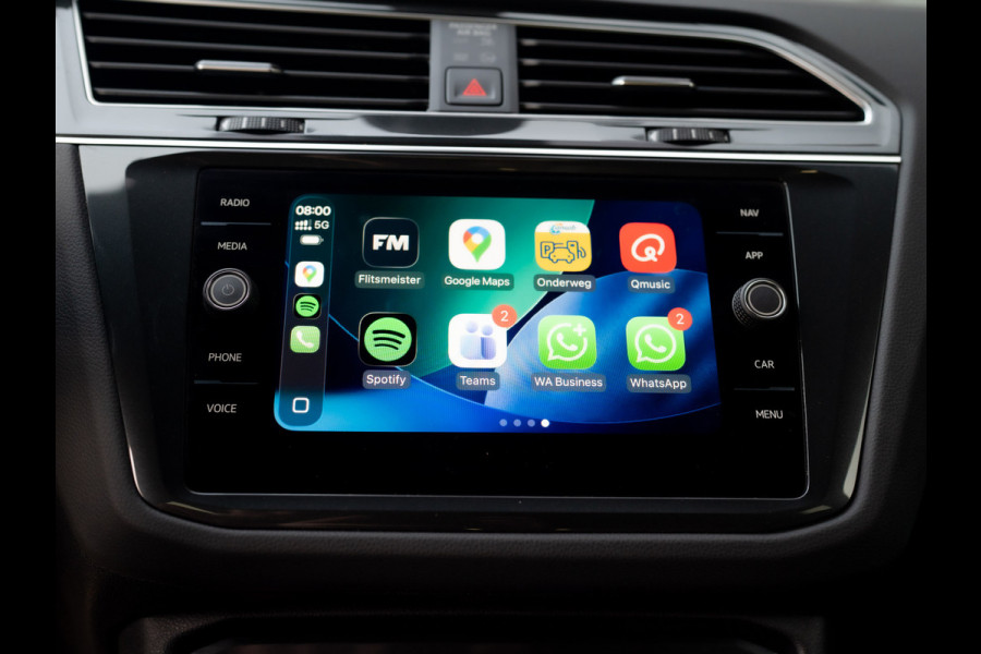 Volkswagen Tiguan 1.5 TSI R-Line Business | Trekhaak wegkl. | Keyless | 20'' | Elk. A-klep | Side Assist | IQ Light | Prijs Rijklaar!!