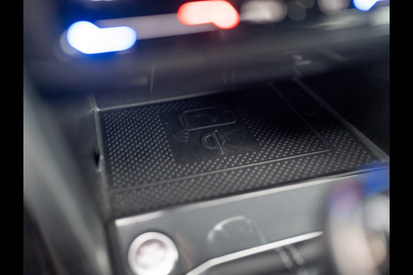 Volkswagen Tiguan 1.5 TSI R-Line Business | Trekhaak wegkl. | Keyless | 20'' | Elk. A-klep | Side Assist | IQ Light | Prijs Rijklaar!!