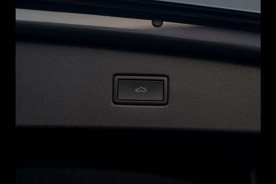 Volkswagen Tiguan 1.5 TSI R-Line Business | Trekhaak wegkl. | Keyless | 20'' | Elk. A-klep | Side Assist | IQ Light | Prijs Rijklaar!!