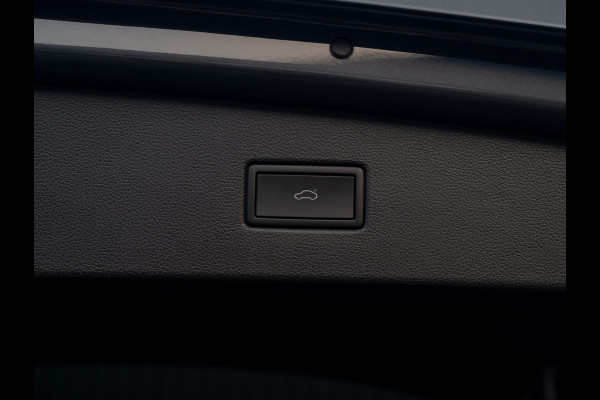 Volkswagen Tiguan 1.5 TSI R-Line Business | Trekhaak wegkl. | Keyless | 20'' | Elk. A-klep | Side Assist | IQ Light | Prijs Rijklaar!!