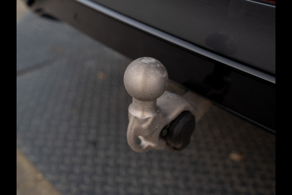 Volkswagen Tiguan 1.5 TSI R-Line Business | Trekhaak wegkl. | Keyless | 20'' | Elk. A-klep | Side Assist | IQ Light | Prijs Rijklaar!!