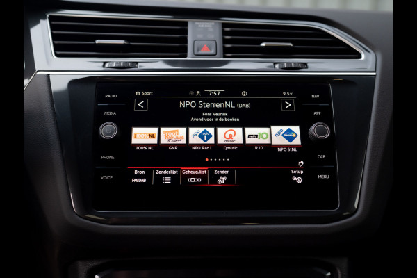 Volkswagen Tiguan 1.5 TSI R-Line Business | Trekhaak wegkl. | Keyless | 20'' | Elk. A-klep | Side Assist | IQ Light | Prijs Rijklaar!!