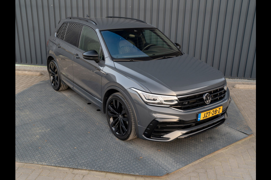 Volkswagen Tiguan 1.5 TSI R-Line Business | Trekhaak wegkl. | Keyless | 20'' | Elk. A-klep | Side Assist | IQ Light | Prijs Rijklaar!!