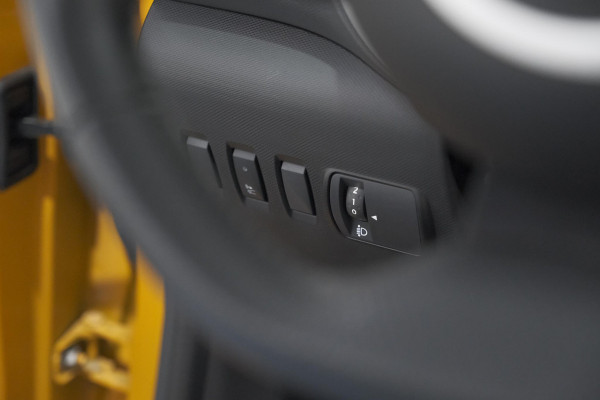 Renault Twingo Z.E. R80 Collection | Lage Kilometerstand | Apple Carplay | Climate Control