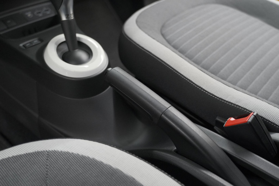 Renault Twingo Z.E. R80 Collection | Lage Kilometerstand | Apple Carplay | Climate Control