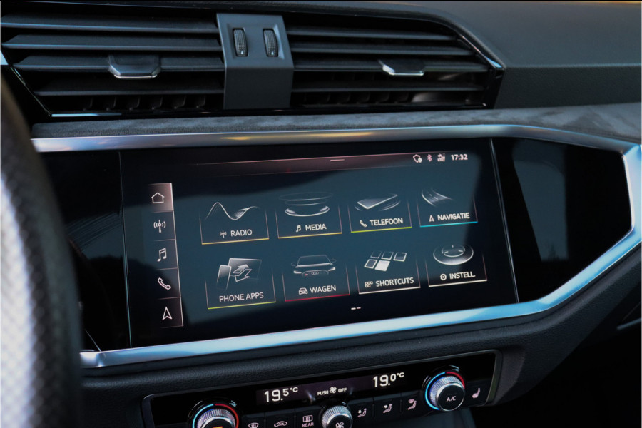 Audi RSQ3 2.5 **RS Sportstoelen/Pano/Ambient**