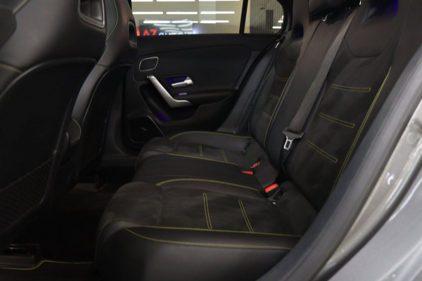 Mercedes-Benz A-Klasse 250 AMG EDITION PANO/BURM/STOELVER/SFEERVER/VOL