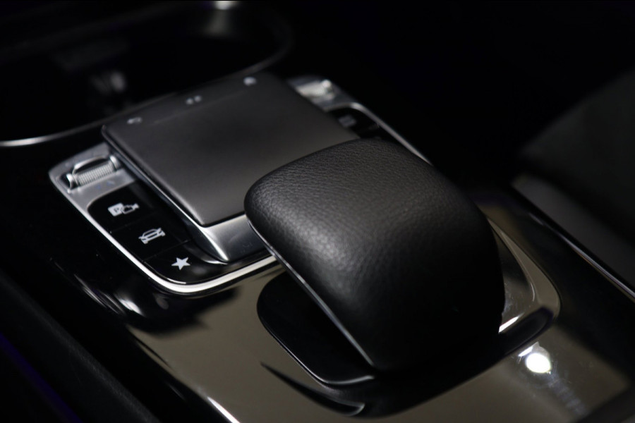 Mercedes-Benz A-Klasse 250 AMG EDITION PANO/BURM/STOELVER/SFEERVER/VOL