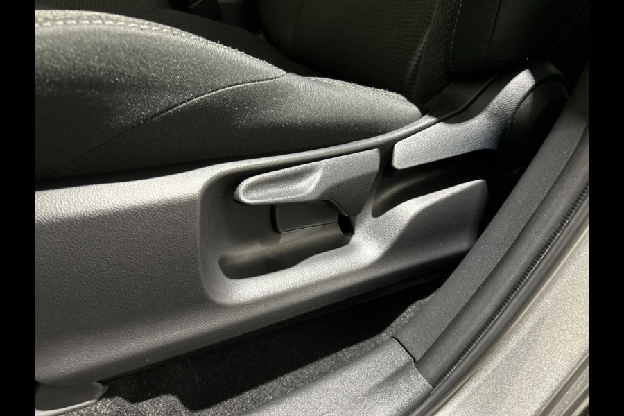 Toyota Bz4x Active 71 kWh LED verlichting | 18 inch LM velgen Soh (batterijcheck) waarde 99,9%