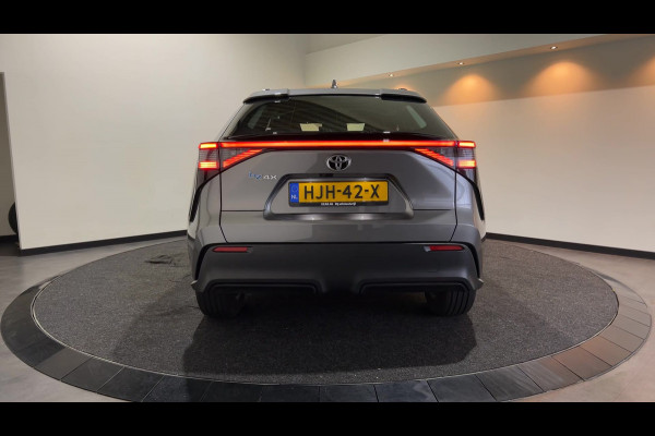 Toyota Bz4x Active 71 kWh LED verlichting | 18 inch LM velgen Soh (batterijcheck) waarde 99,9%