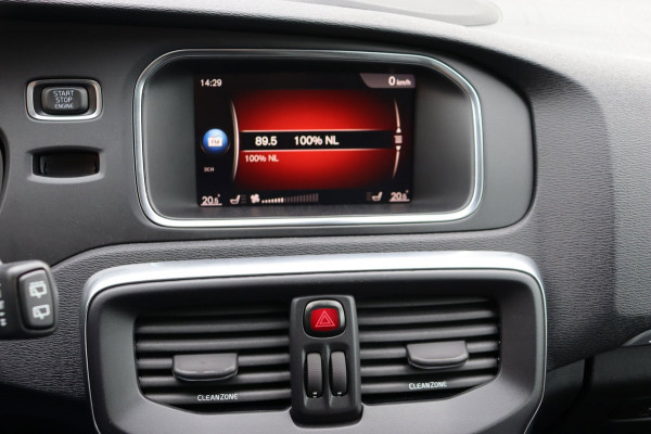 Volvo V40 Cross Country 1.5 T3 Polar+ Luxury org.NL pano-dak trekhaak Harman/Kardon leer+vw