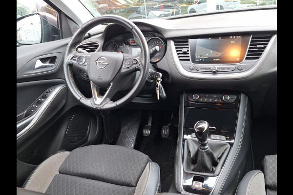 Opel Grandland X 1.2 Turbo Business Edition | Trekhaak | Navi | Camera | Airco | Cruise | Recente distributieriem |