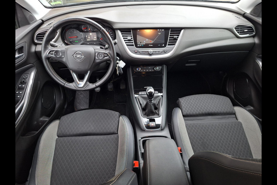 Opel Grandland X 1.2 Turbo Business Edition | Trekhaak | Navi | Camera | Airco | Cruise | Recente distributieriem |