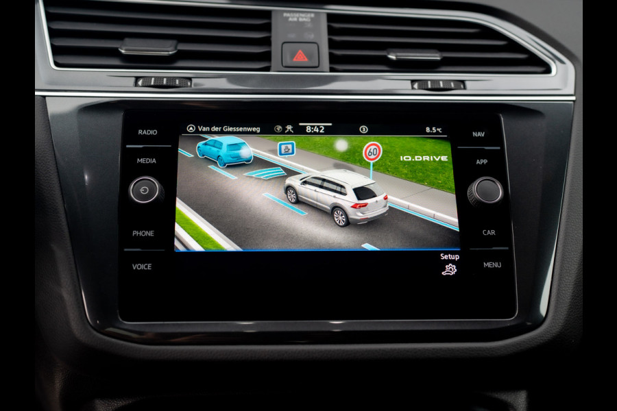 Volkswagen Tiguan 1.5 TSI R-Line Business | Black Style | Panodak | Elk. A-klep | IQ Light | Prijs Rijklaar!!