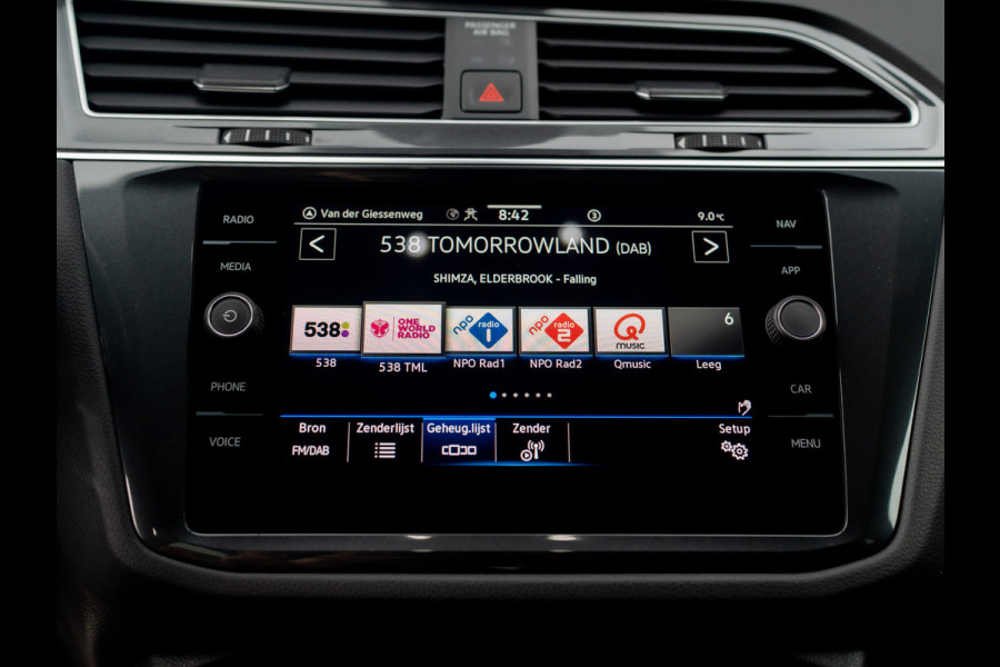 Volkswagen Tiguan 1.5 TSI R-Line Business | Black Style | Panodak | Elk. A-klep | IQ Light | Prijs Rijklaar!!