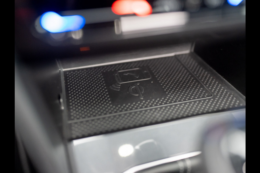 Volkswagen Tiguan 1.5 TSI R-Line Business | Black Style | Panodak | Elk. A-klep | IQ Light | Prijs Rijklaar!!