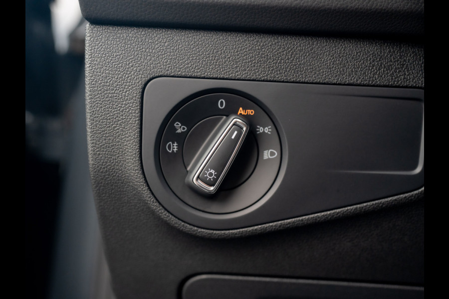 Volkswagen Tiguan 1.5 TSI R-Line Business | Black Style | Panodak | Elk. A-klep | IQ Light | Prijs Rijklaar!!