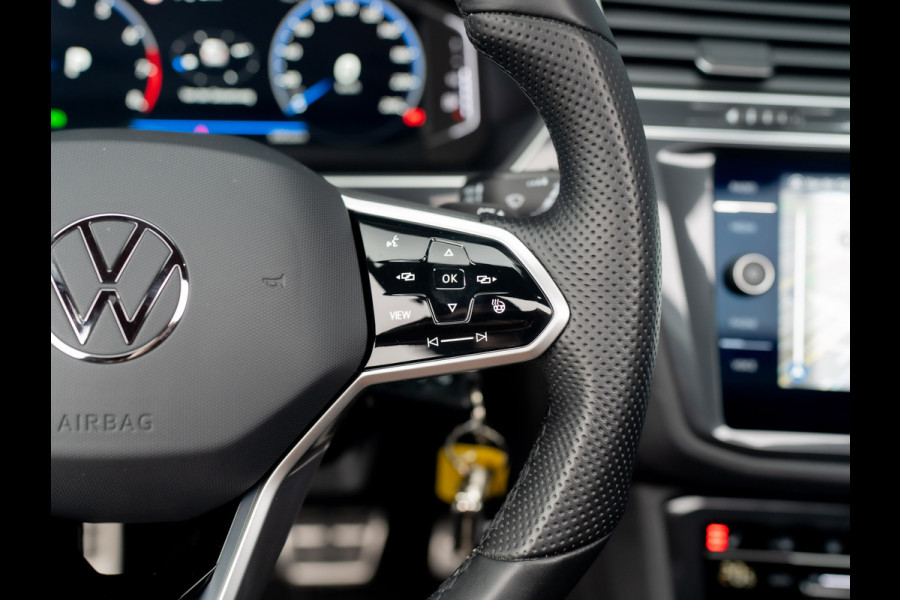 Volkswagen Tiguan 1.5 TSI R-Line Business | Black Style | Panodak | Elk. A-klep | IQ Light | Prijs Rijklaar!!