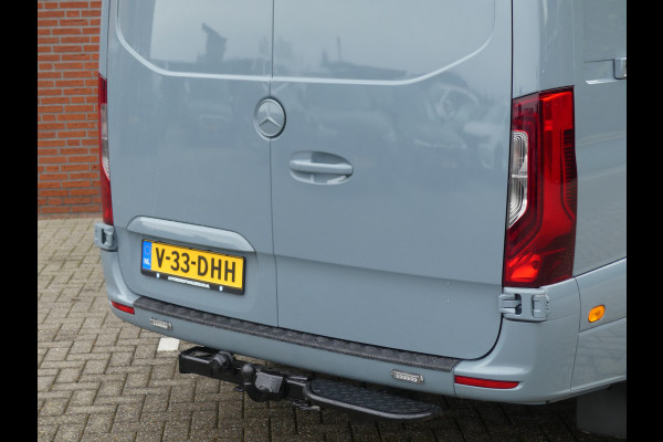Mercedes-Benz Sprinter 319 CDI V6 L2H2 Camera/Trekhaak/LED/Groot navigatie