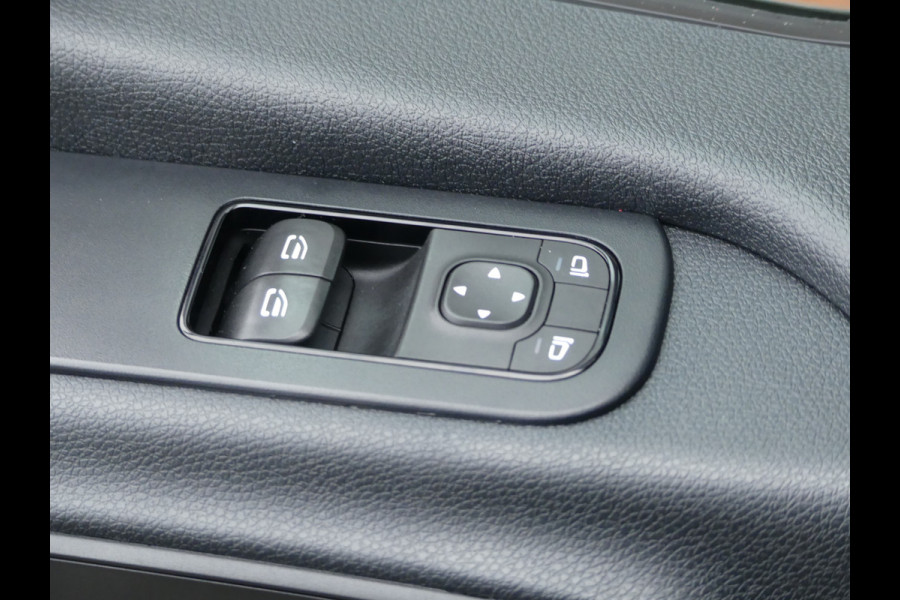 Mercedes-Benz Sprinter 319 CDI V6 L2H2 Camera/Trekhaak/LED/Groot navigatie