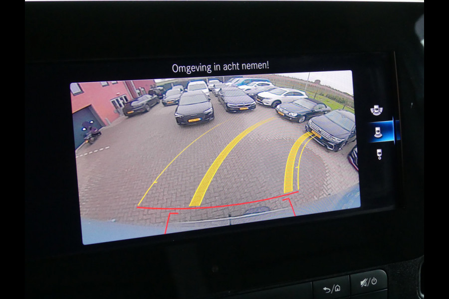 Mercedes-Benz Sprinter 319 CDI V6 L2H2 Camera/Trekhaak/LED/Groot navigatie
