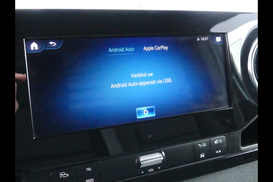 Mercedes-Benz Sprinter 319 CDI V6 L2H2 Camera/Trekhaak/LED/Groot navigatie