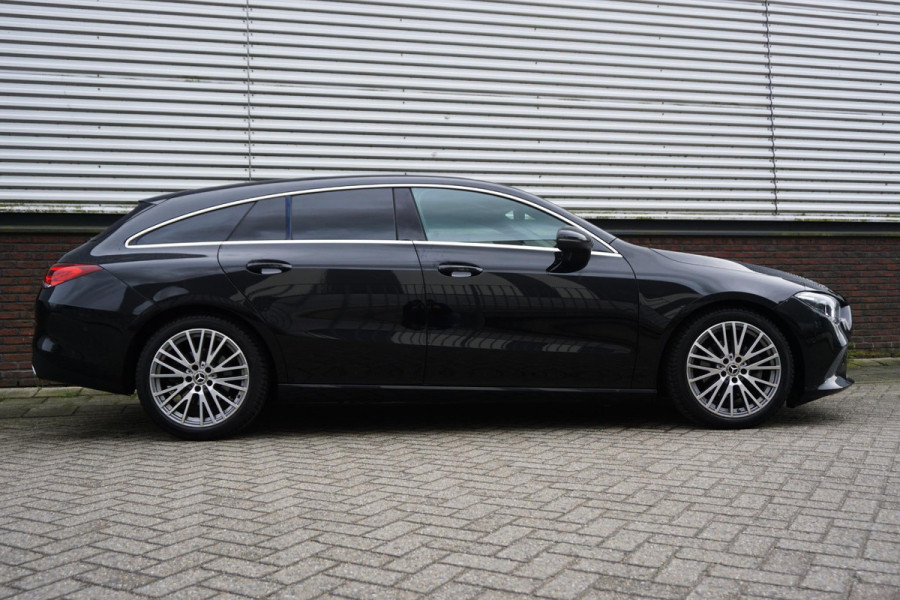 Mercedes-Benz CLA-Klasse Shooting Brake 200 Business Solution Luxury/Leer/Rijassist/1e Eig /Dealeronderhouden.