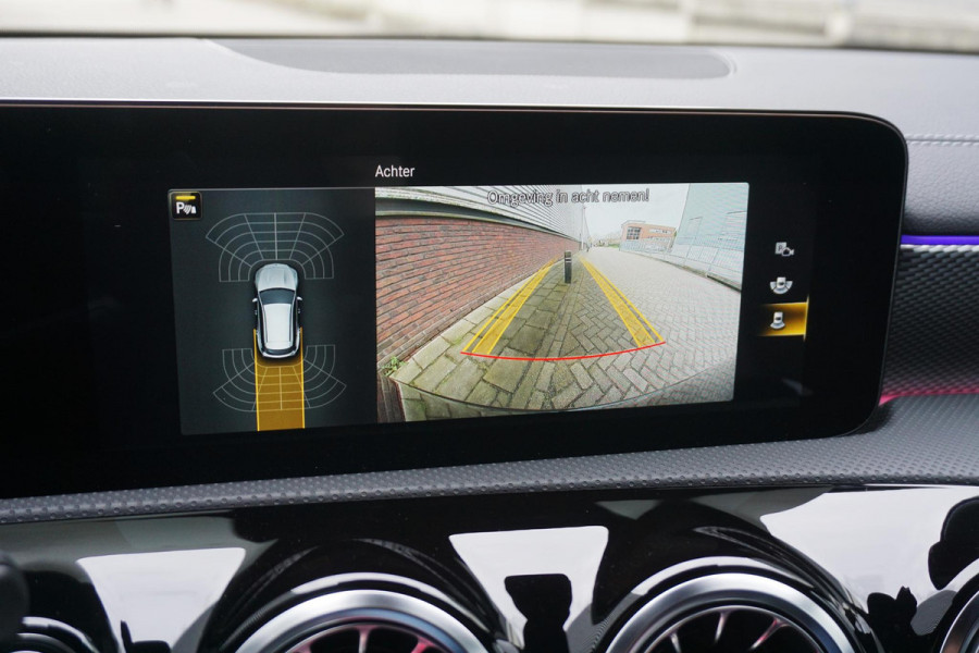 Mercedes-Benz CLA-Klasse Shooting Brake 200 Business Solution Luxury/Leer/Rijassist/1e Eig /Dealeronderhouden.