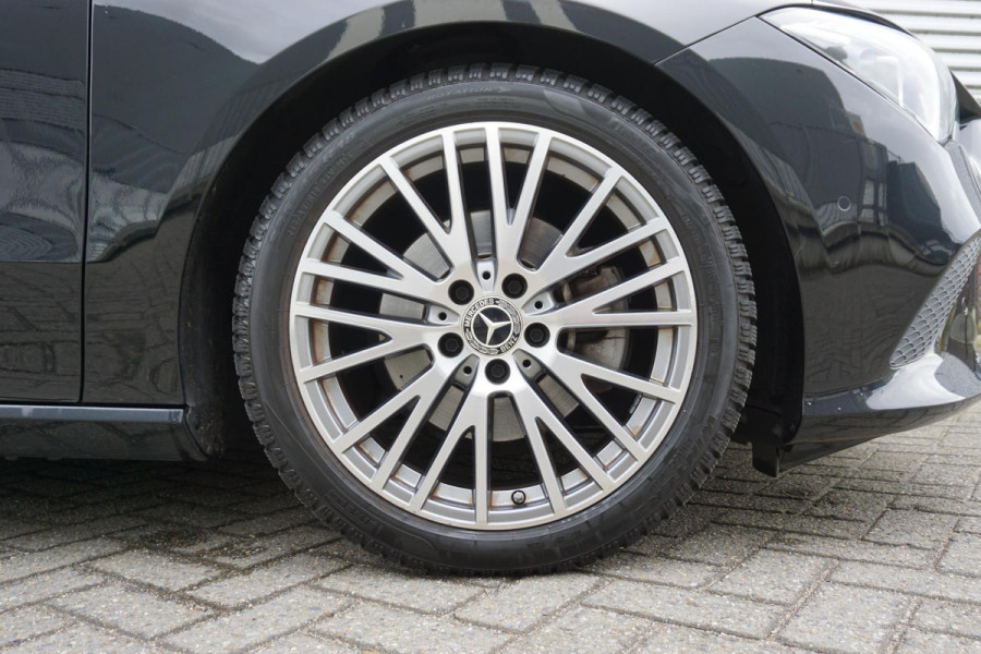 Mercedes-Benz CLA-Klasse Shooting Brake 200 Business Solution Luxury/Leer/Rijassist/1e Eig /Dealeronderhouden.