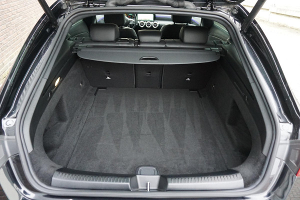 Mercedes-Benz CLA-Klasse Shooting Brake 200 Business Solution Luxury/Leer/Rijassist/1e Eig /Dealeronderhouden.