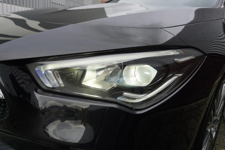 Mercedes-Benz CLA-Klasse Shooting Brake 200 Business Solution Luxury/Leer/Rijassist/1e Eig /Dealeronderhouden.