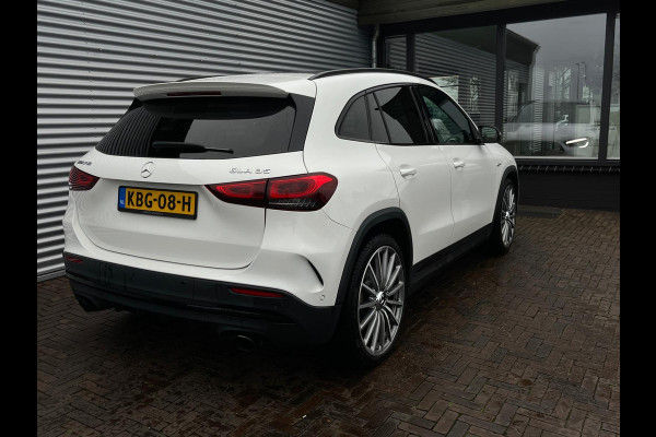 Mercedes-Benz GLA AMG 35 4MATIC panorama night trekhaak vol vol