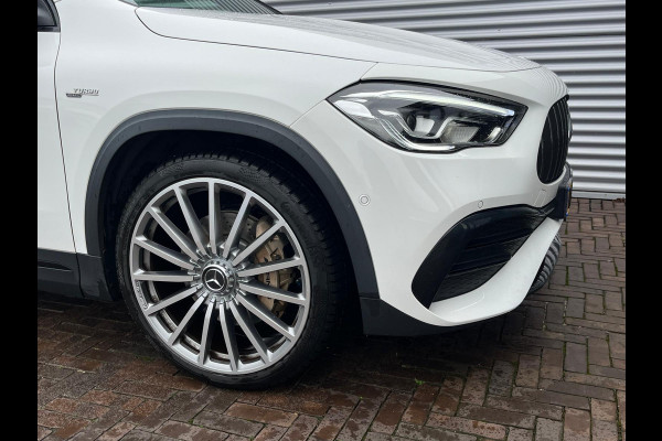 Mercedes-Benz GLA AMG 35 4MATIC panorama night trekhaak vol vol