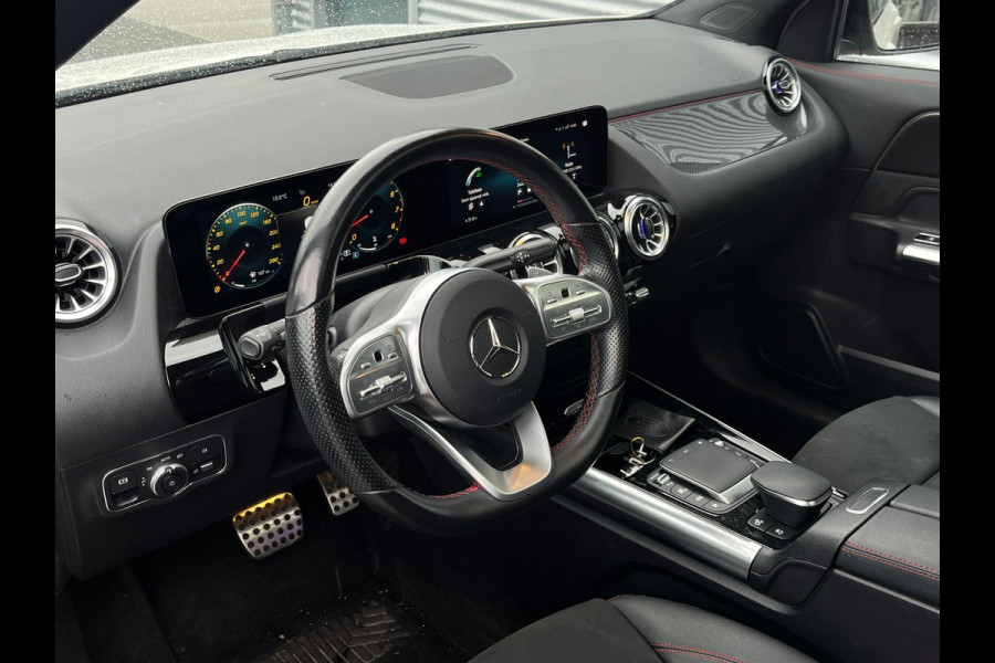 Mercedes-Benz GLA AMG 35 4MATIC panorama night trekhaak vol vol