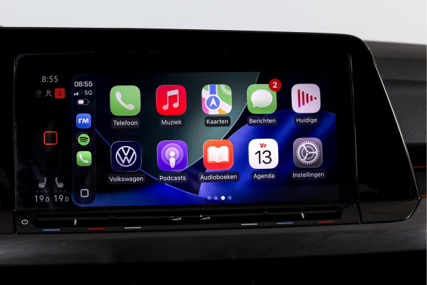 Volkswagen Golf 1.4 eHybrid Style | S/K-Panodak | Elek. Trekhaak | Dig. Cockpit | Adapt. Cruise | Stoel-+Stuurverw. | PDC | Camera | NAV + App. Connect | ECC | LM 18" |