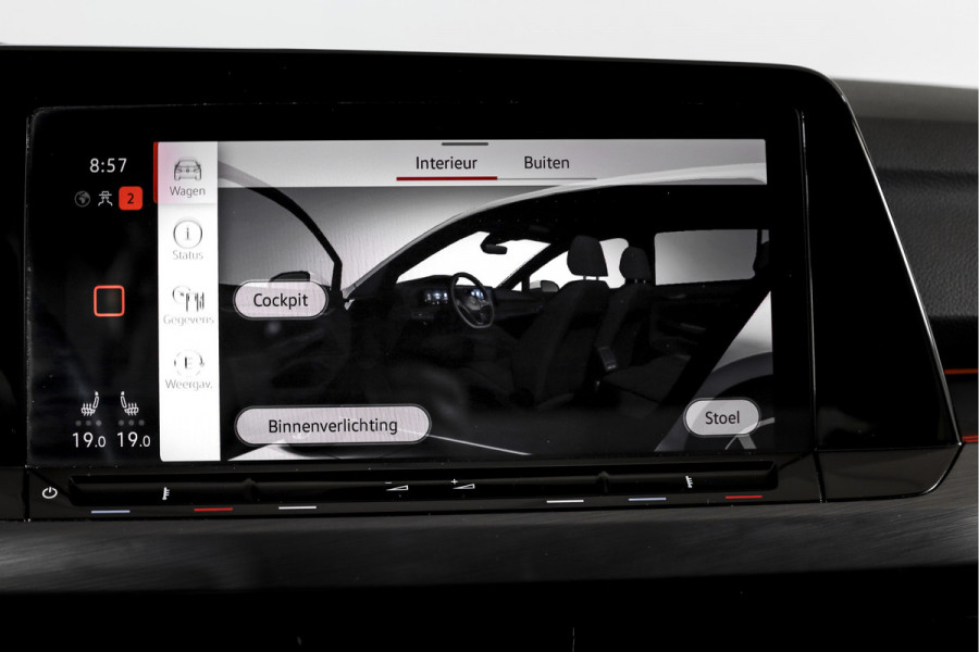 Volkswagen Golf 1.4 eHybrid Style | S/K-Panodak | Elek. Trekhaak | Dig. Cockpit | Adapt. Cruise | Stoel-+Stuurverw. | PDC | Camera | NAV + App. Connect | ECC | LM 18" |