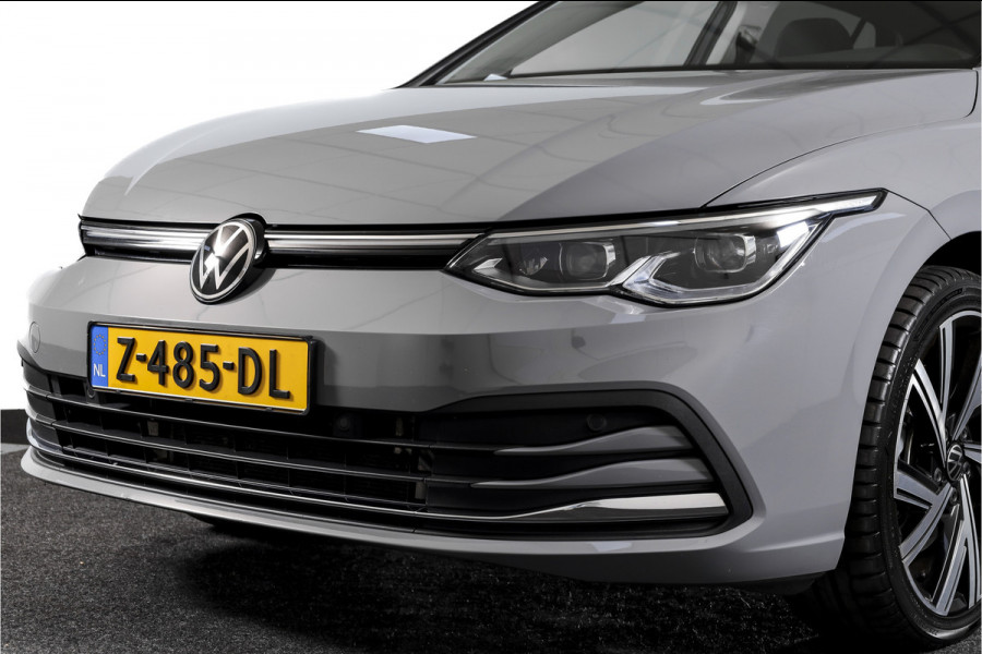 Volkswagen Golf 1.4 eHybrid Style | S/K-Panodak | Elek. Trekhaak | Dig. Cockpit | Adapt. Cruise | Stoel-+Stuurverw. | PDC | Camera | NAV + App. Connect | ECC | LM 18" |