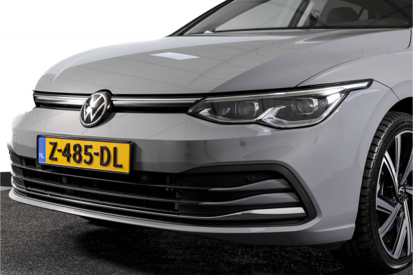 Volkswagen Golf 1.4 eHybrid Style | S/K-Panodak | Elek. Trekhaak | Dig. Cockpit | Adapt. Cruise | Stoel-+Stuurverw. | PDC | Camera | NAV + App. Connect | ECC | LM 18" |