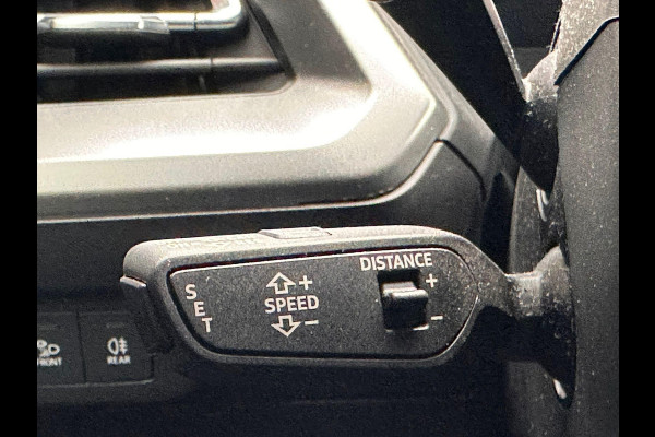 Audi Q4 e-tron 40 Launch Edition S Competition 77 kWh | SOH: nnb | Matrix LED | Virtual | Dynamic Pack | Comfort Pack | Blindspot | Adaptive CC |