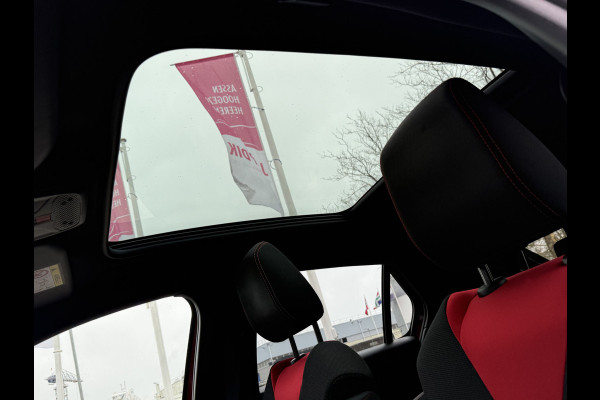 Opel CORSA-E BWJ 10-2020 | GS Line 136PK 50 kWh | PANO DAK | CAMERA A | CLIMA | NAVI | SPORTSTOELEN | CARPLAY | PDC 2X