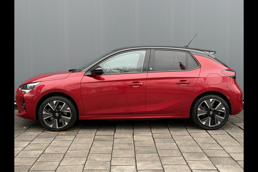 Opel CORSA-E BWJ 10-2020 | GS Line 136PK 50 kWh | PANO DAK | CAMERA A | CLIMA | NAVI | SPORTSTOELEN | CARPLAY | PDC 2X