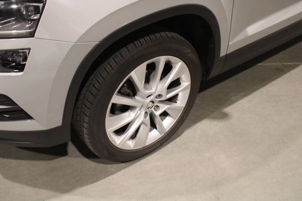 Škoda Karoq 1.5 TSI ACT Sportline Business Pano/Camera/Trekhaak enz Prijs is rijklaar incl bovag
