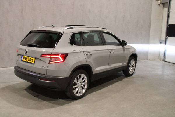 Škoda Karoq 1.5 TSI ACT Sportline Business Pano/Camera/Trekhaak enz Prijs is rijklaar incl bovag
