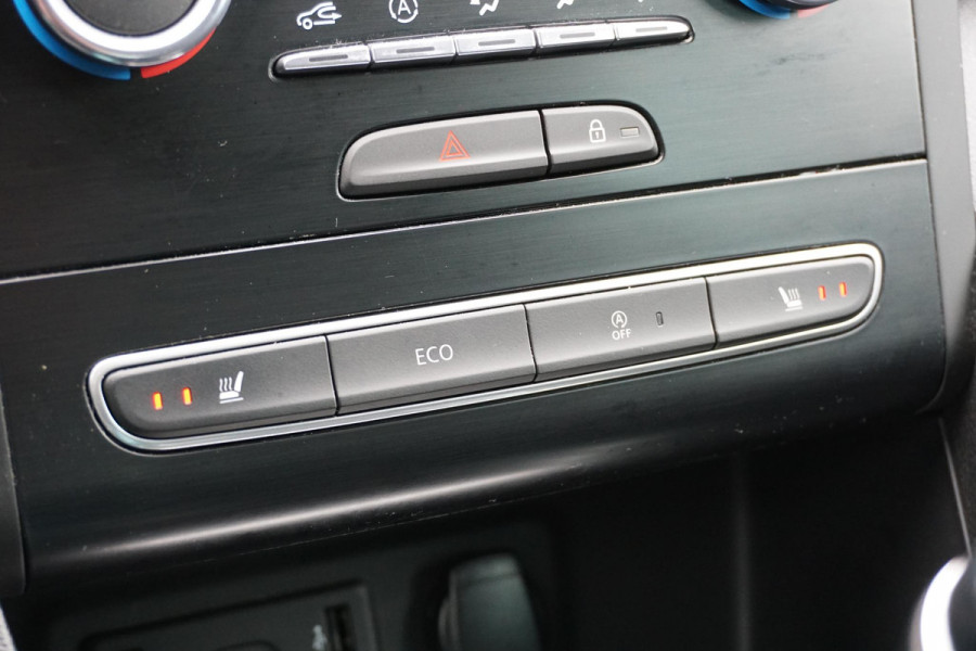 Renault Mégane Estate 1.3 TCe Limited + CAMERA / TREKHAAK / STOELVERWARMING