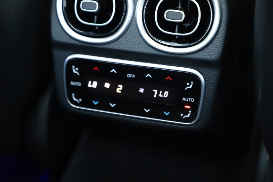 Mercedes-Benz C-Klasse 300e AMG | 313PK | Head-up | Keyless-go | Pano | Sfeerverlichting | Digital-light | Leder | Memory | Stoelverw. | 2022.